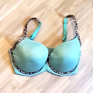 Victoria's Secret 34DDD bra